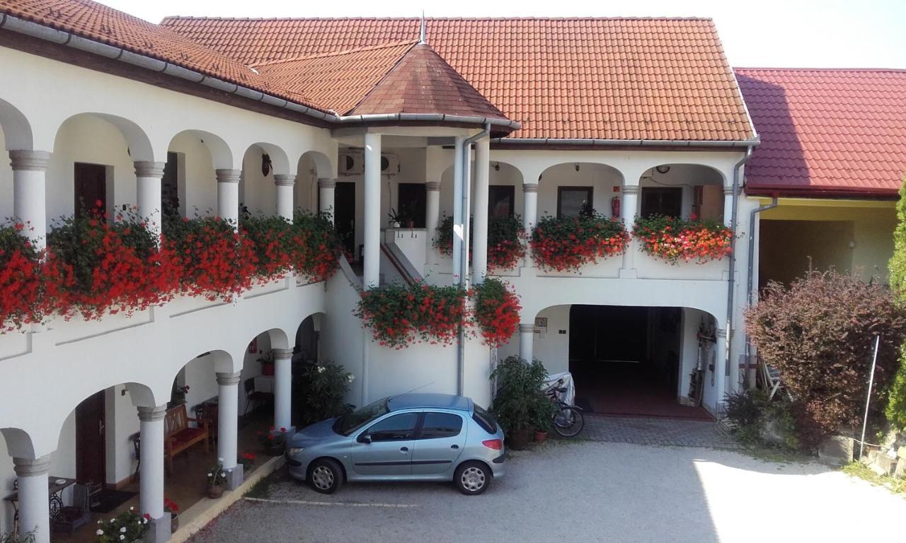 Bed and Breakfast Eden Panzió Eger Exterior foto