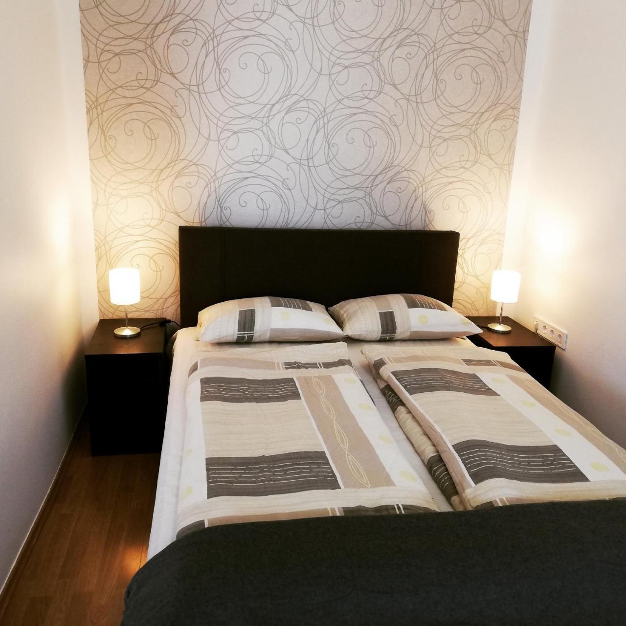 Bed and Breakfast Eden Panzió Eger Exterior foto